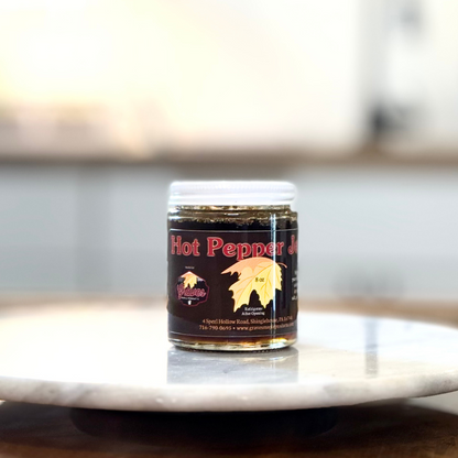 Spicy pepper jelly in jar – handcrafted by Graves Maple Products in Northern PA